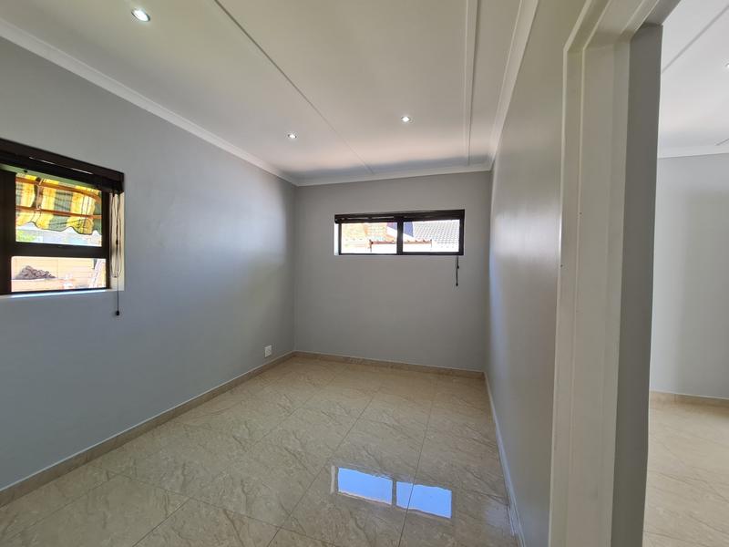 To Let 1 Bedroom Property for Rent in Durbanville Western Cape